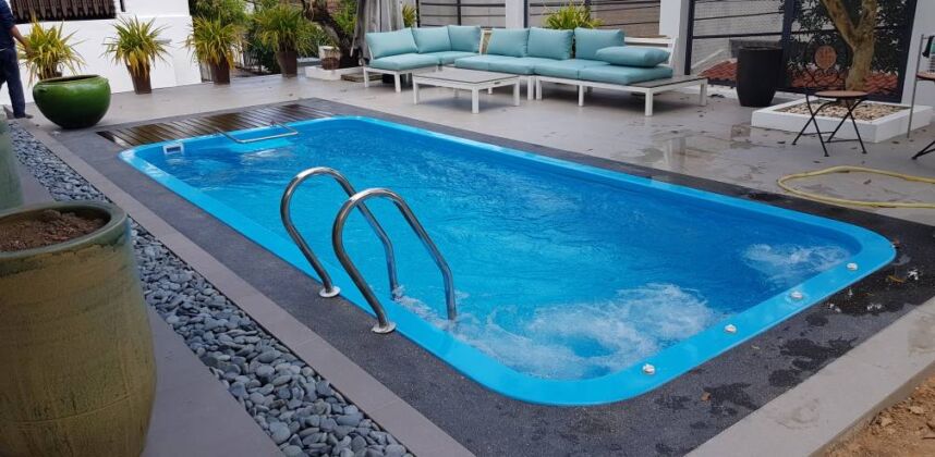 Swimming Pools & Spa